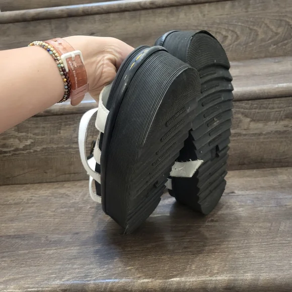Dr.Martens Women Blaire Sandal White Hydro Leather - Picture 3 of 9